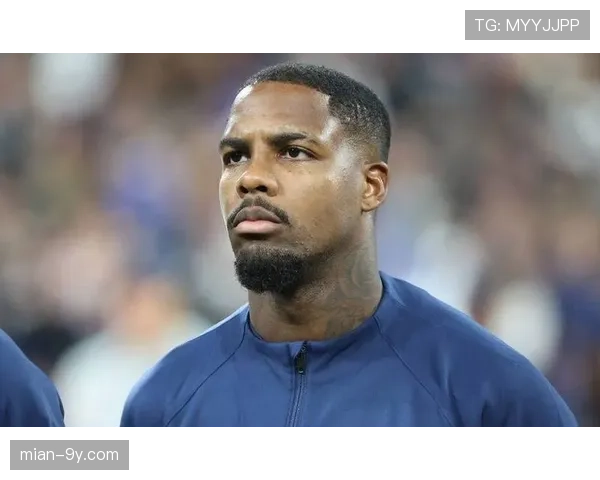 通讯：守门员的传承——迈尼昂如何接过洛里留下的法国国门衣钵